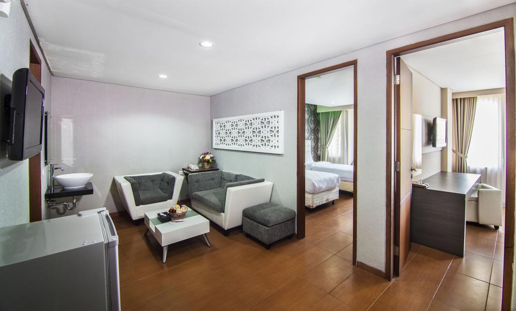 The Rizen Hotel Cisarua Phòng bức ảnh