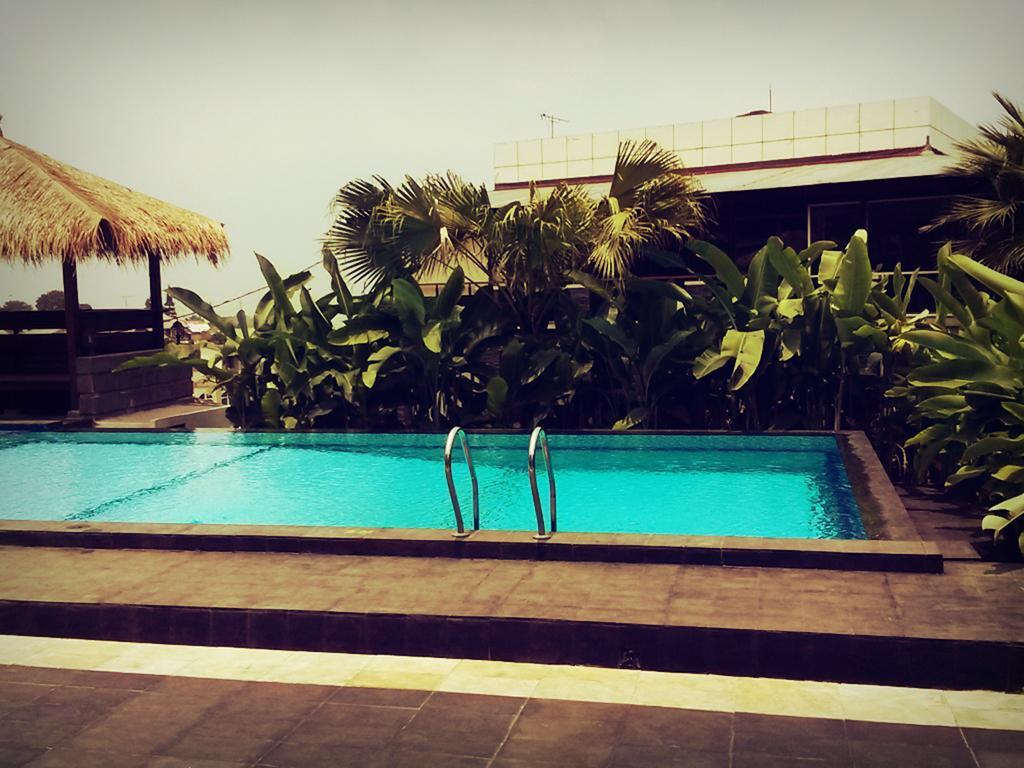 The Rizen Hotel Cisarua Ngoại thất bức ảnh