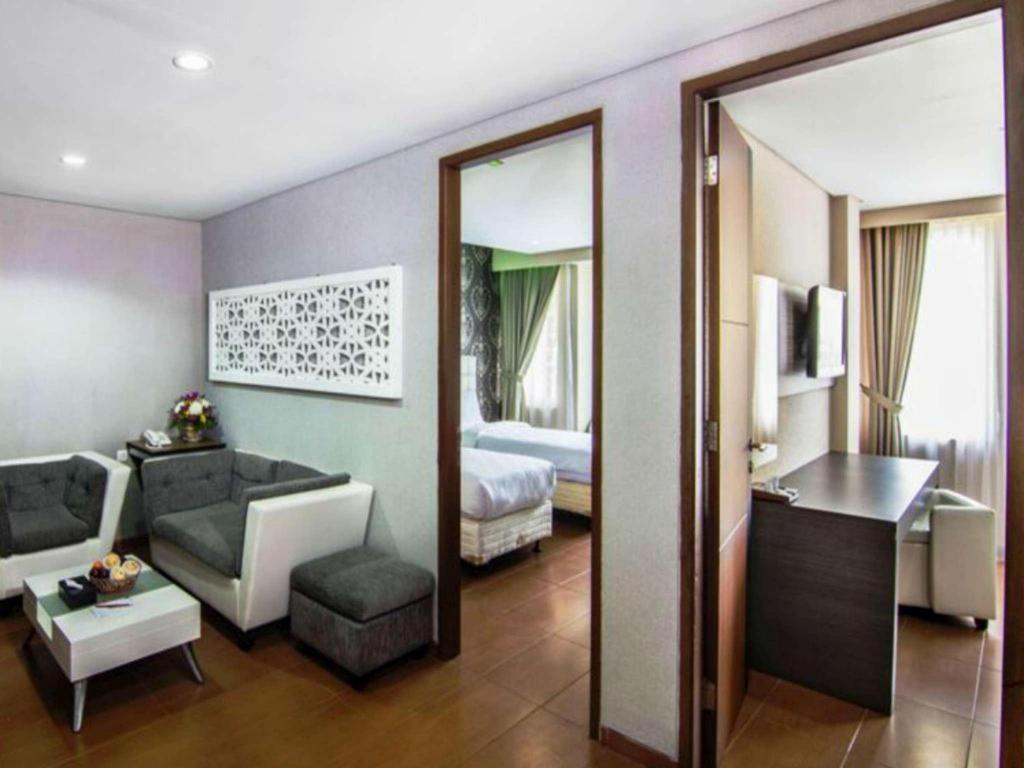 The Rizen Hotel Cisarua Ngoại thất bức ảnh