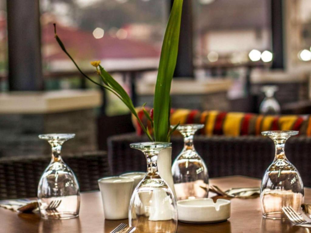 The Rizen Hotel Cisarua Ngoại thất bức ảnh